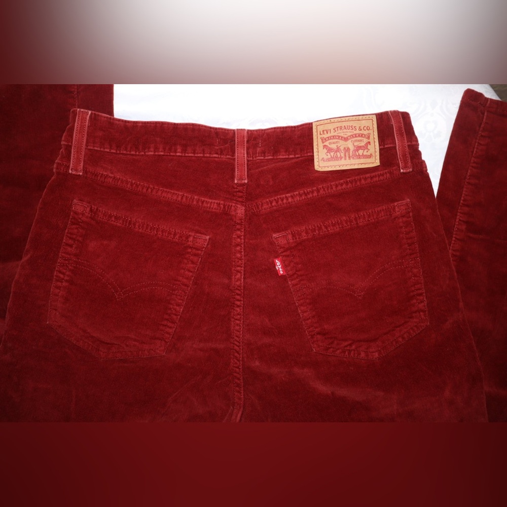 Levi's Men's Deep Red Corduroy Straight Jeans
